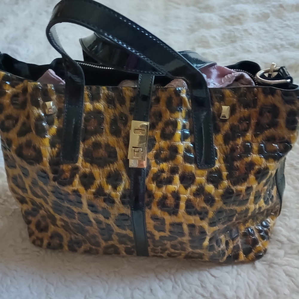 Leopard Print Tote Bag with Black Accents